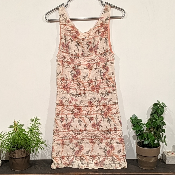 Le Chateau dress - Picture 3 of 5